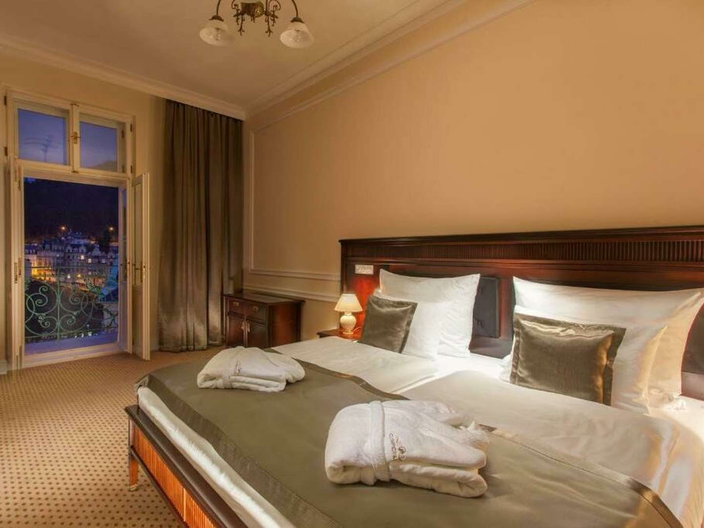 Anti-Stress-Aufenthalt im Luxury Spa Hotel Olympic Palace in Karlsbad - 3 Nächte 