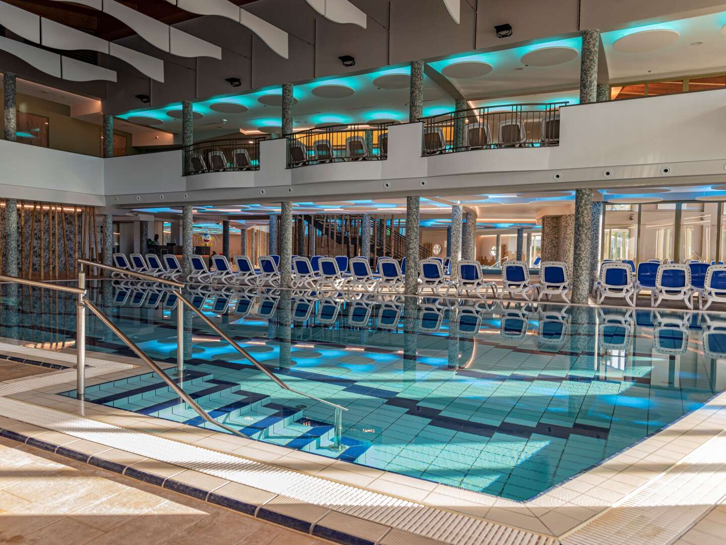 Erleben, Lächeln & Entspannen im Karos SPA Hotel inkl. Halbpension | 3 Nächte