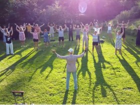 FASTEN - Kraft und Leichtigkeit durch Yoga & Fasten 