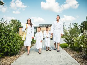 Thermenurlaub mit Frühstück in den Sonnenthermen Chalets****