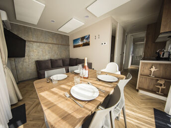Thermenurlaub mit Frühstück in den Sonnenthermen Chalets****