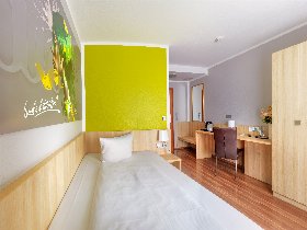 Wilhelma Stuttgart – Besuchen Sie den einzigen Zoologischen-Botanischen Garten in Deutschland!