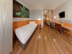 Wilhelma Stuttgart – Besuchen Sie den einzigen Zoologischen-Botanischen Garten in Deutschland!