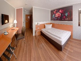 Wilhelma Stuttgart – Besuchen Sie den einzigen Zoologischen-Botanischen Garten in Deutschland!