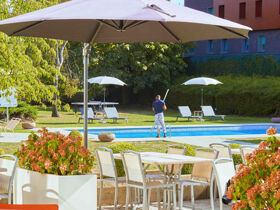 Städtetrip nach Antwerpen 1 Nacht | Terrasse mit Außenpool | Gratis Parken