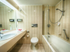 Willkommen im Leonardo Hotel Hamburg-Stillhorn – Ihr Rückzugsort zwischen Natur und Metropole!