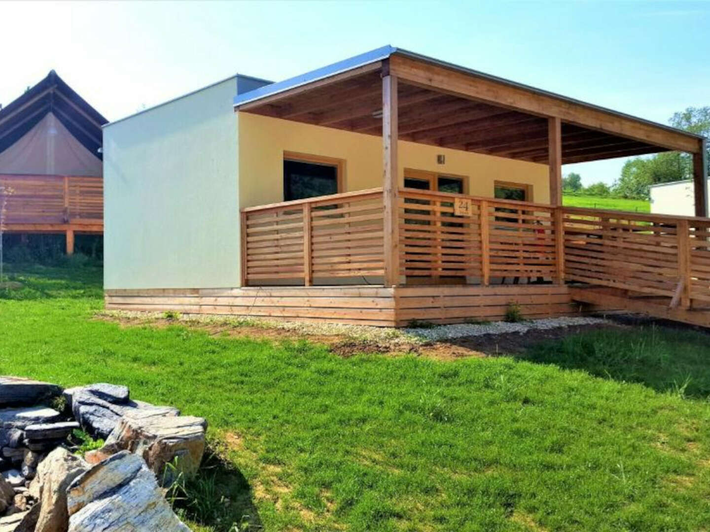 Glamping Villa - Luxus Camping in Natur & Therme in Slowenien | 5 Nächte