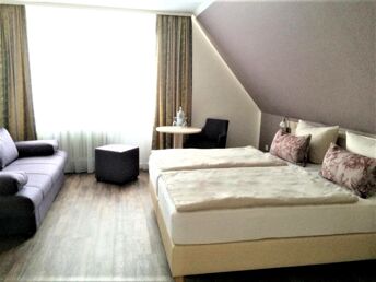 Bild 13 von 26