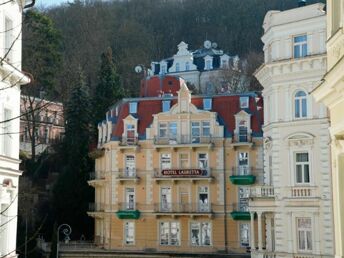 Romantikpaket für zwei Personen  im Hotel Villa Lauretta - 2 Nächte