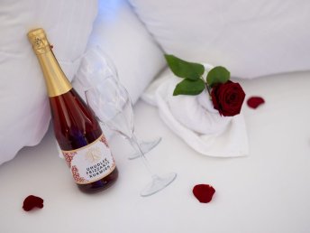 Romantikurlaub mit Rosenblütenbad & Uhudler Frizzante | 2 Nächte