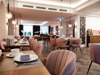 Klassisch wie ein Grandhotel, erfrischend wie der Nordseewind - 6 Tage Büsum  