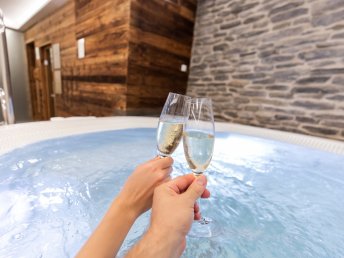 Wellness Auszeit im Salzburger Land | 4 Nächte inkl. Massage Gutschein 