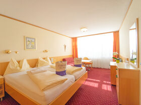 Entdeckertage inkl. Vollpension in OÖ ersten Wanderdorf | 6 Nächte   