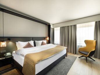 SPECIAL: Frühling & Sommer am Rheinufer - 3 Tage in Düsseldorf