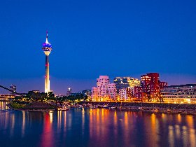 Kurzurlaub in Düsseldorf am Rheinufer - 2 Tage