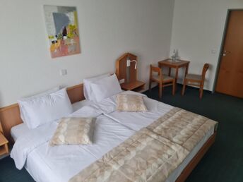 4 Tage Auszeit in Roßdorf zwischen Odenwald und Darmstadt genießen+ 3 Gang Abendessen für 2 Persone