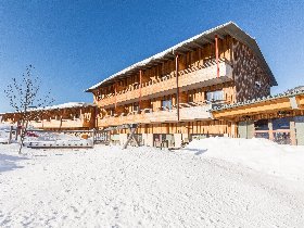 Natur, Spaß und Erholung im Mariazellerland: Familienurlaub im JUFA Hotel Annaberg***s I 2 Nächte