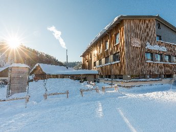 Natur, Spaß und Erholung im Mariazellerland: Familienurlaub im JUFA Hotel Annaberg***s I 4 Nächte