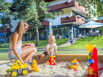 Familienurlaub im Salzburger Land – Spaß & Erholung in Altenmarkt I 7 Nächte  