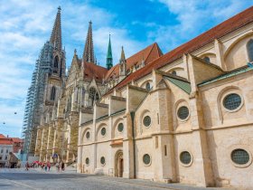 2 Tage fürstliches Regensburg – Schloss Thurn & Taxis, Stadtführung & Rotweingenuss