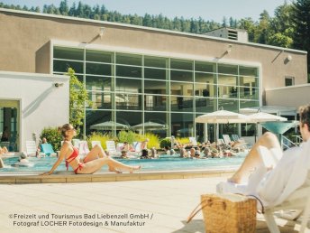 Aktiv entspannen: Schwarzwald-Wanderung & Paracelsus-Therme Bad Liebenzell