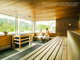 Aktiv entspannen: Schwarzwald-Wanderung & Paracelsus-Therme Bad Liebenzell