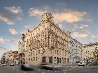 Verzaubert in Prag – romantische Moldau-Kreuzfahrt, Sekt und Pralinen | 2 Nächte