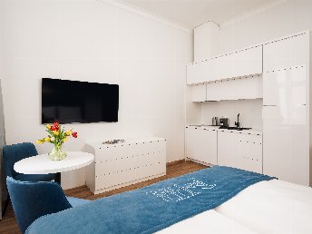 Verzaubert in Prag – romantische Moldau-Kreuzfahrt, Sekt und Pralinen | 2 Nächte
