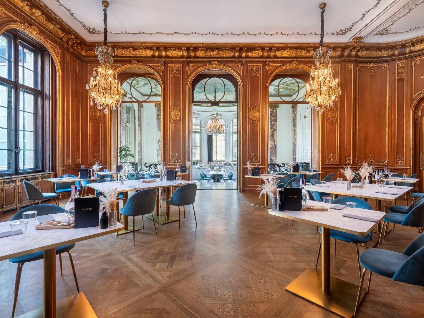 Schlosshotel Berlin:  Bubbles & Tea Event am Samstag,- oder Sonntagnachmittag