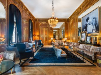 Schlosshotel Berlin:  Bubbles & Tea Event am Samstag,- oder Sonntagnachmittag