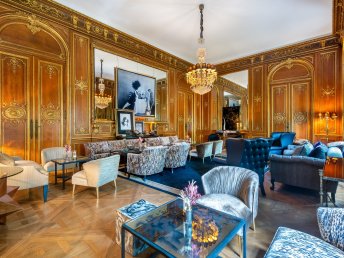Schlosshotel Berlin:  Bubbles & Tea Event am Samstag,- oder Sonntagnachmittag
