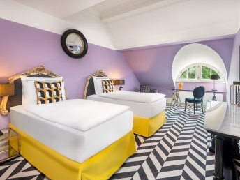 Schlosshotel Berlin:  Bubbles & Tea Event am Samstag,- oder Sonntagnachmittag