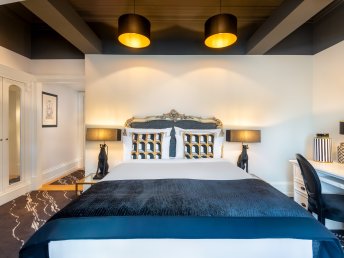 Schlosshotel Berlin:  Bubbles & Tea Event am Samstag,- oder Sonntagnachmittag