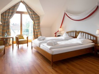 4 Tage Bodensee zum Kennenlernen im Romantik Hotel inkl. Vier-Gang-Menü & Blumeninsel Mainau