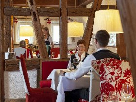 4 Tage Bodensee zum Kennenlernen im Romantik Hotel inkl. Vier-Gang-Menü & Blumeninsel Mainau