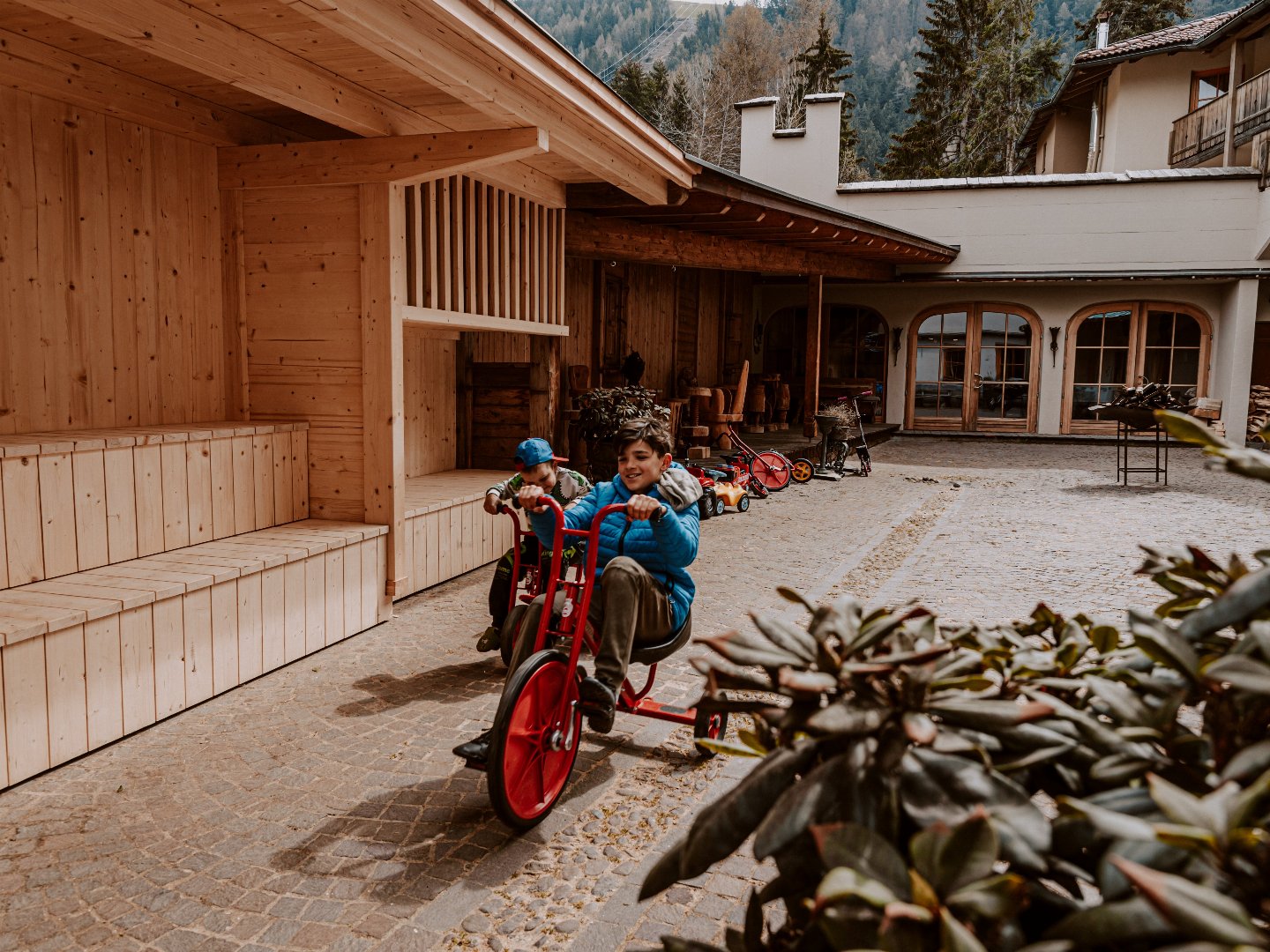 Wanderlust & Wellness in den Südtiroler Dolomiten mit Lüsen-Gästekarte & Halbpension | 2 Nächte