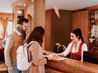 Wanderlust & Wellness in den Südtiroler Dolomiten mit Lüsen-Gästekarte & Halbpension | 2 Nächte