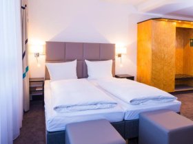  5 Tage Dresden erleben! Direkt  an der Brühlschen Terrasse am Elbufer