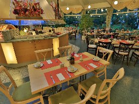  5 Tage Dresden erleben! Direkt  an der Brühlschen Terrasse am Elbufer