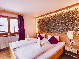 Urlaub über den Dächern von Kaprun im Appartement inkl. Tauern Spa Therme Eintritt | 6 Nächte