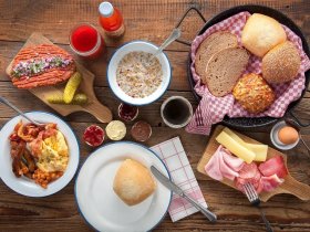 2 Tage Karls Erlebnis-Dorf & „Karls-Bande-Hotel“ in Mittelsachsen