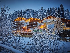 Ski & Active Package Mitten in Hinterglemm inkl. SPA Momente & Pool / 3 Nächte