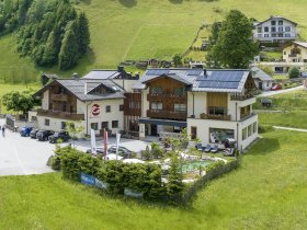 Auszeit zu zweit mit Wellness inkl. Halbpension inmitten der Salzburger Bergwelt | 
