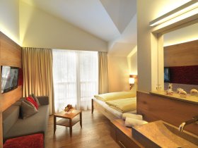 Auszeit zu zweit mit Wellness inkl. Halbpension inmitten der Salzburger Bergwelt | 