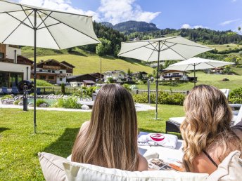 Familienurlaub am Naturbadeteich im Salzburger Land inkl. 1 Kind bis 10 Jahre gratis / 5 Nächte