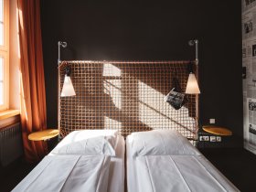 3 = 2 | 3x Übernachten 2x Zahlen inkl. Frühstück