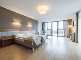 Erholung im Küstenklima: 4 Nächte im Hotel Olymp III